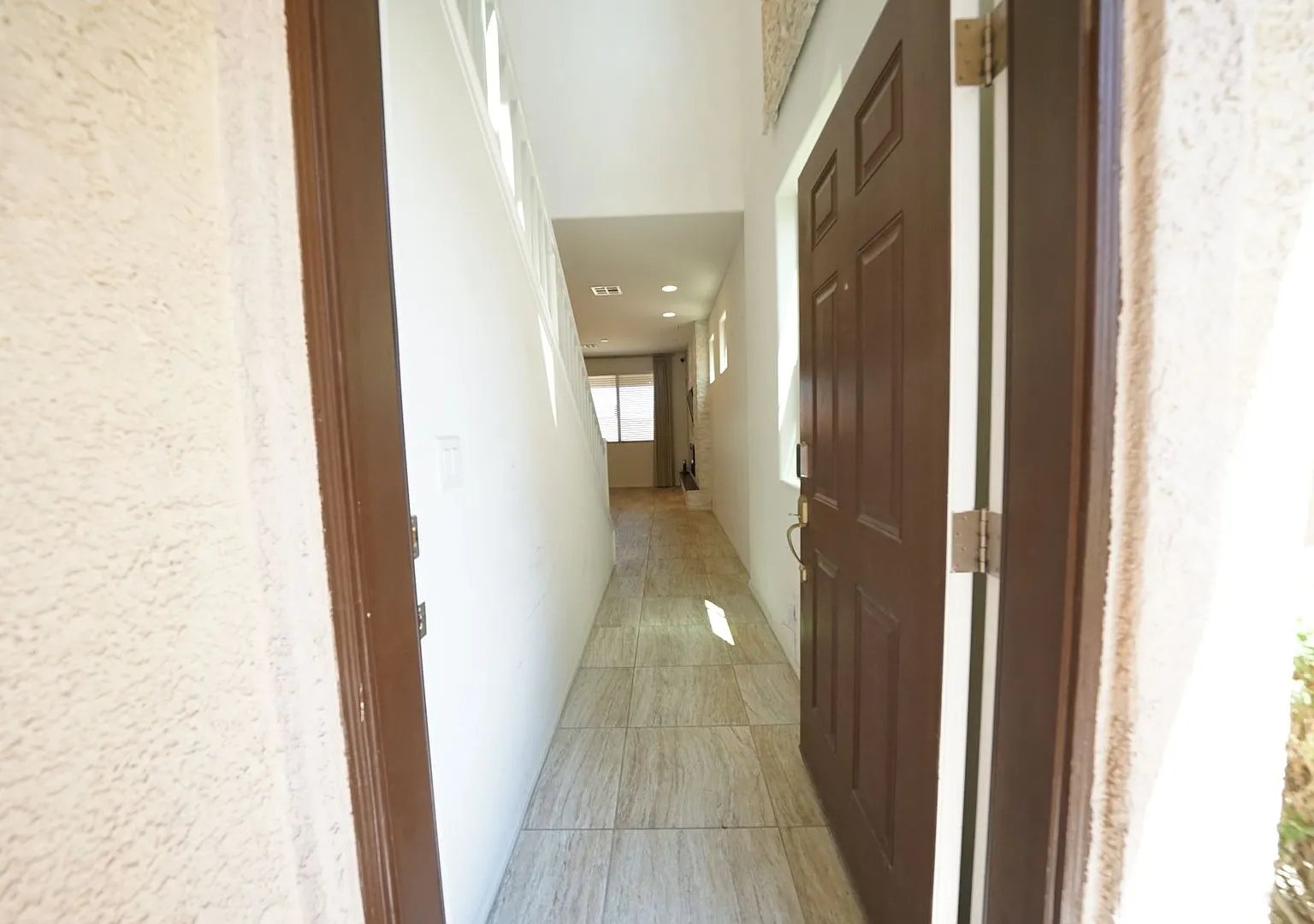 Showings Available Now — Photo 3