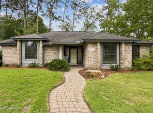 7364 Secret Woods Dr, Jacksonville, FL 32216