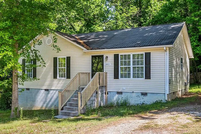 1811 Cody Ave — Photo 32