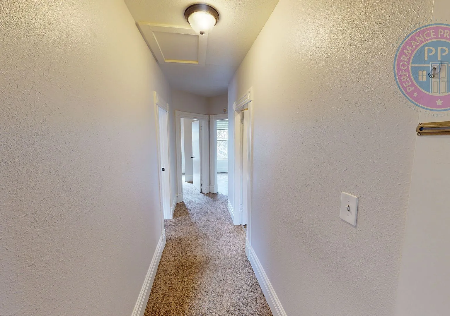 ter5670 — Photo 2