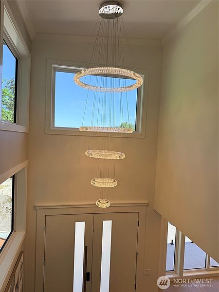 3rd image of 4305 NE 26 Place