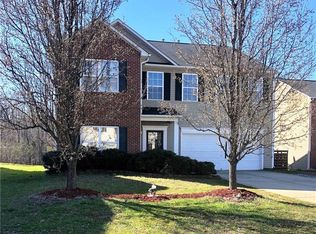 4465 Garden Club St, High Point, NC 27265
