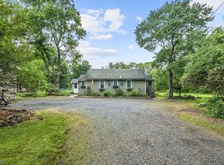 21 Sunset Ln, Basking Ridge, NJ 07920