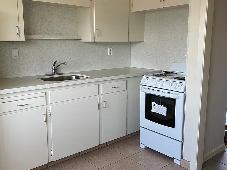 401 San Anselmo Ave S #4 — Photo 1