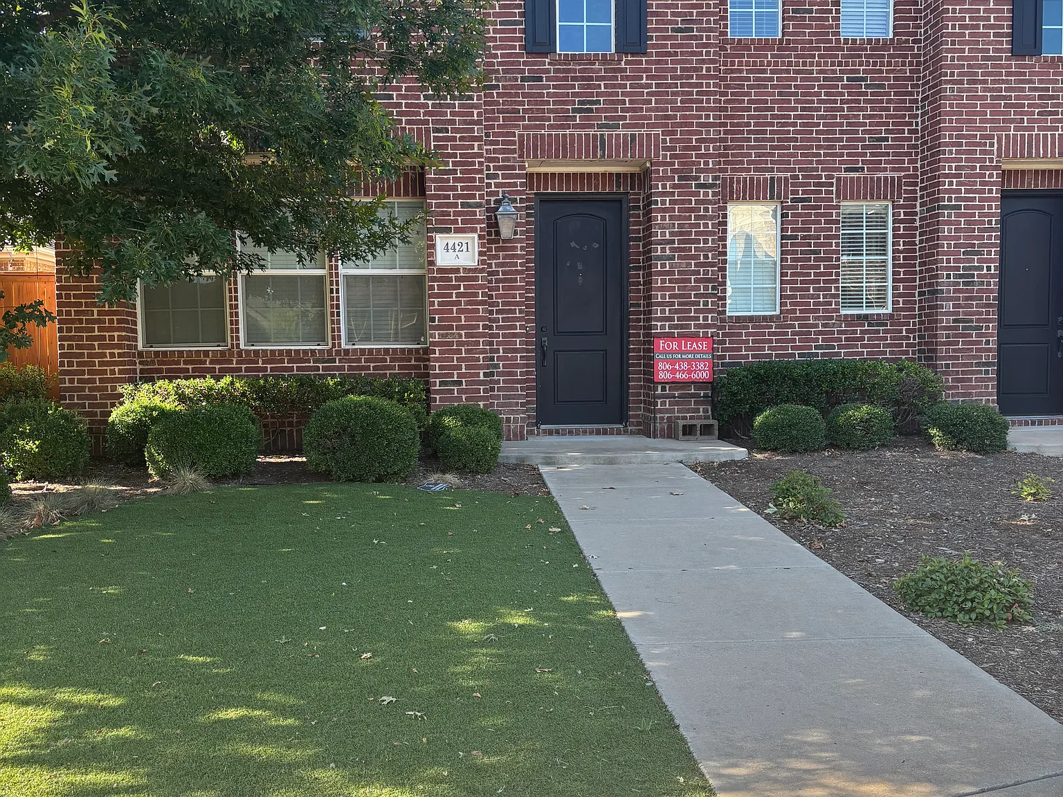 3 bed, 2.5 bath, 1600 sqft, $1,650 — Photo 2