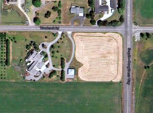 5192 Woodcock Rd, Sequim, WA 98382
