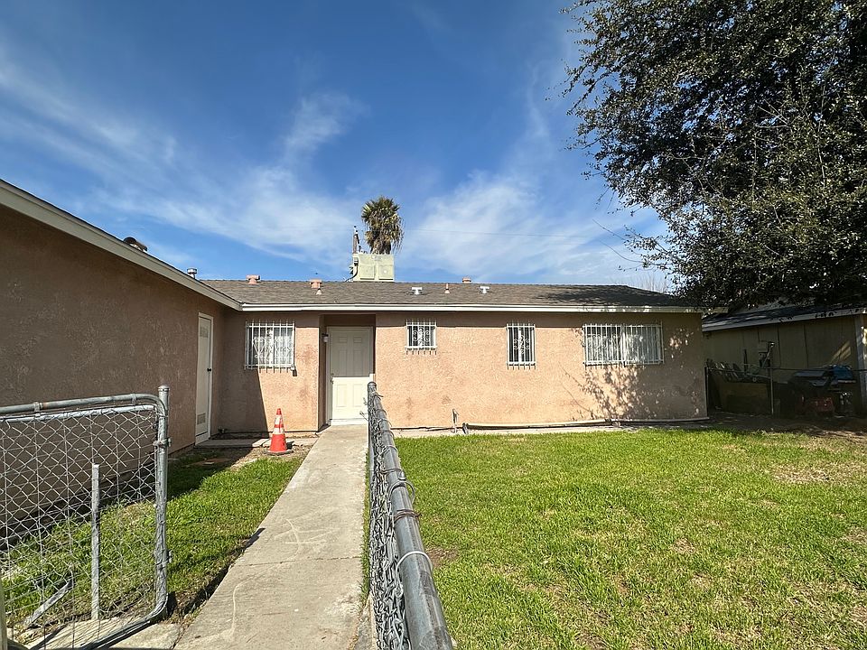 1st image of 27233 Stanford Ave