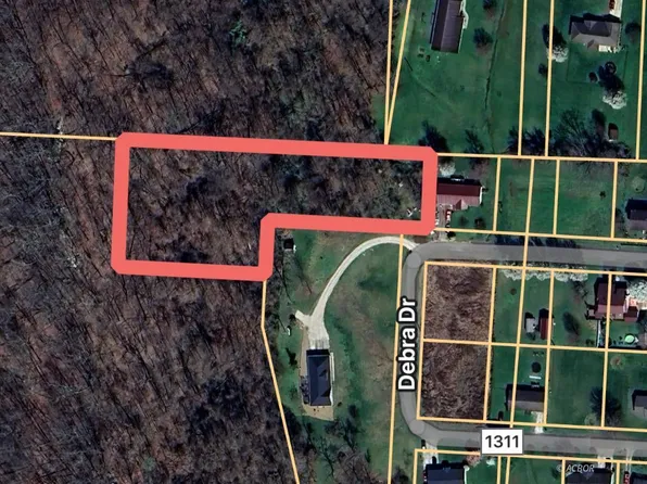 Dean St, Crown City, OH 45623