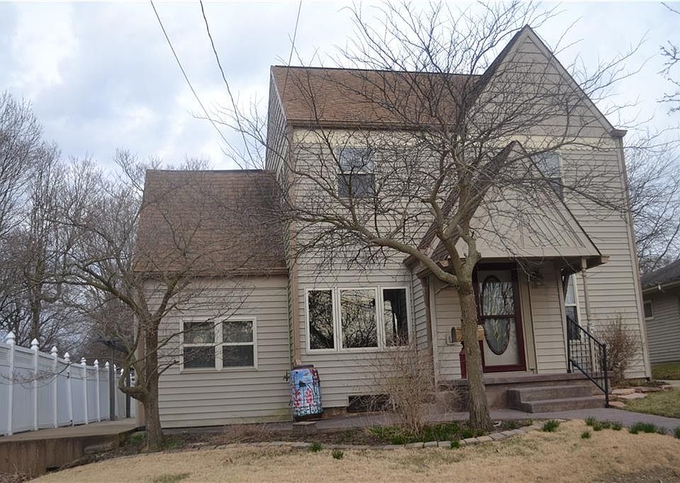 1st image of 703 Catterlin St