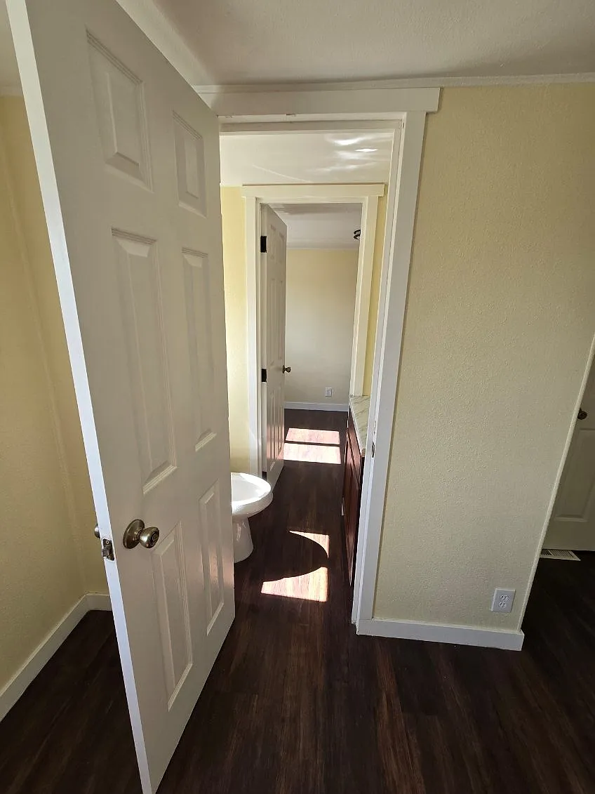3 bed, 980 sqft, $750 — Photo 4