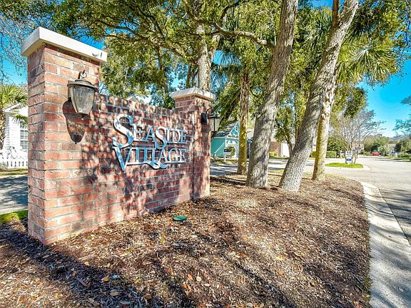 2nd image of 2705 South Key Largo Circle