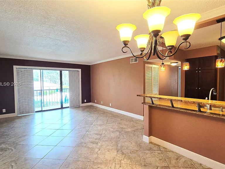 202 Foxtail Dr #G2 — Photo 3