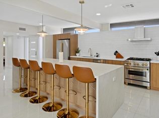 2477 E Finley Rd, Palm Springs, CA 92262