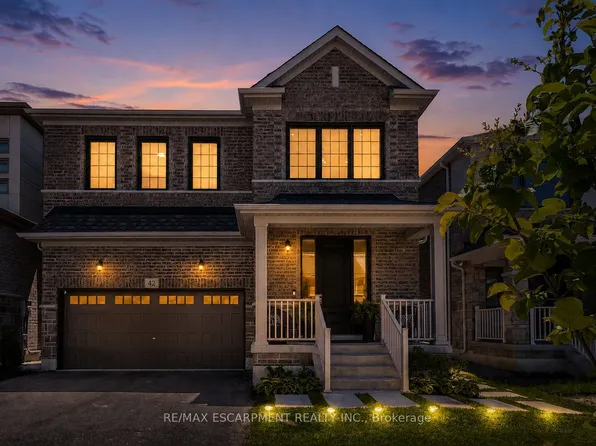 42 Shepherd Dr, Barrie, ON L9J 0P3