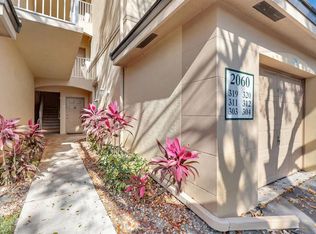 2060 Greenview Shores Blvd APT 304, Wellington, FL 33414
