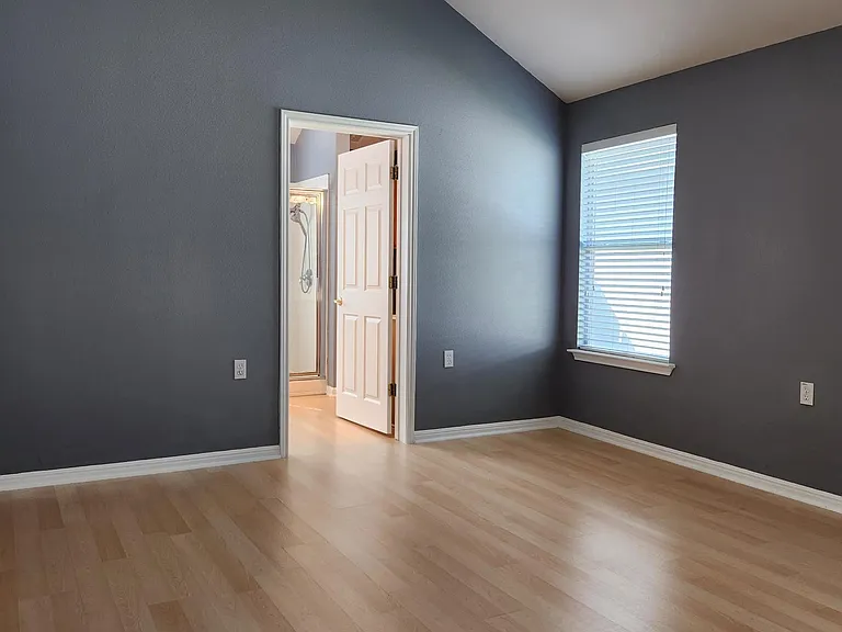 717 Sheraton Ave — Photo 22
