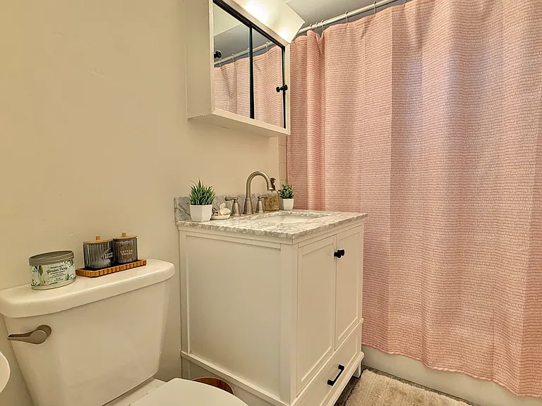 725 Wrelton Dr #A — Photo 15