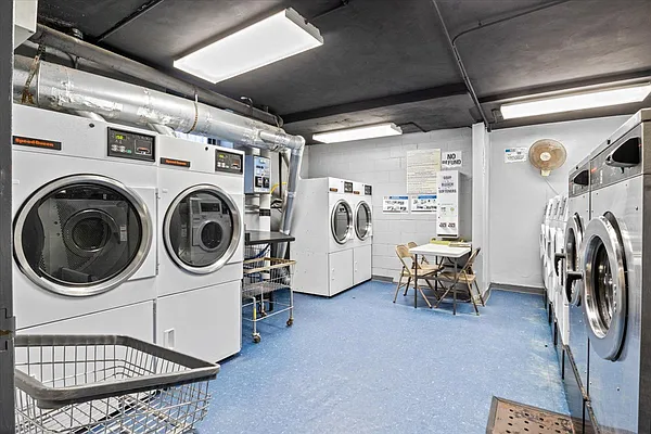 Sold by Compass | media 21