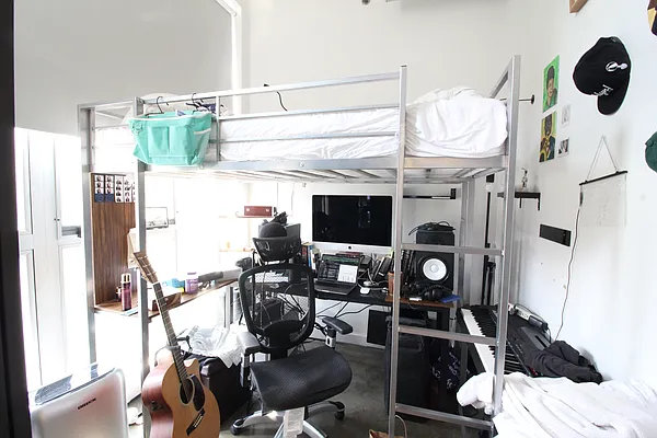 Rented by True Real Estate Group | media 22