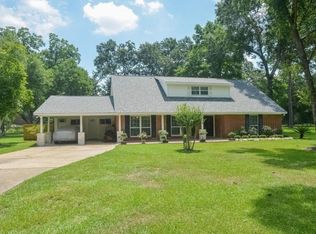 11722 Timber Holw, Houston, TX 77065