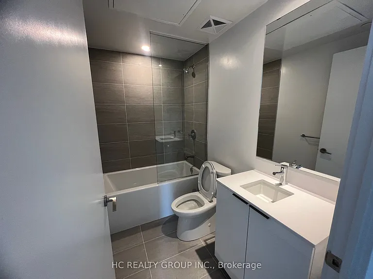50 Power St #419 — Photo 4