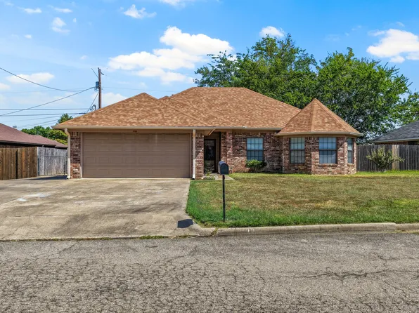 1100 Markeda St, Sulphur Springs, TX 75482