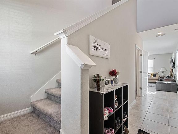 4th image of 10212 Carloway Hills Dr