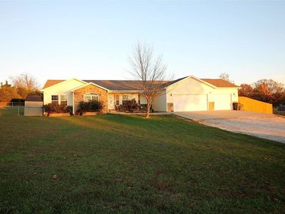 26916 Savery Ln, Laquey, MO, 65534