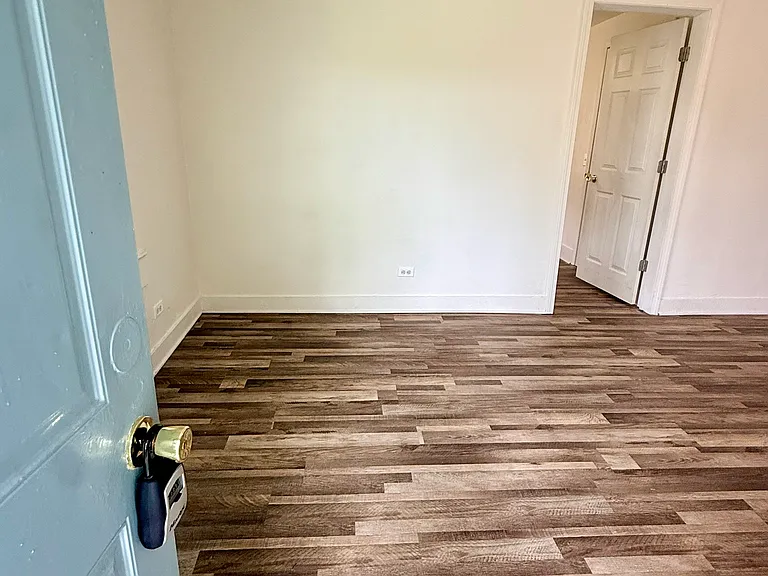 2116 Creole St — Photo 14