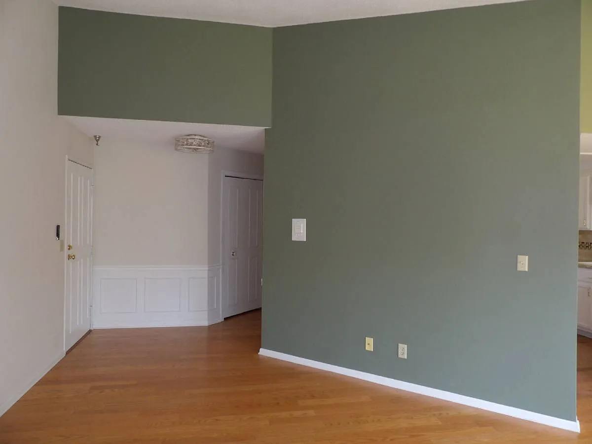 6095 Courtly Alcove Rd E in St. Paul, MN 55125 — Photo 4