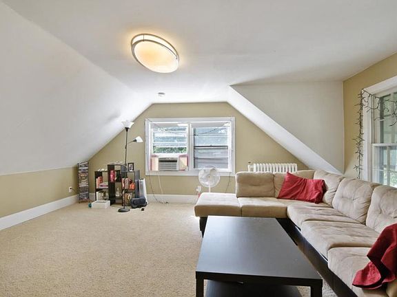 4th image of 1270 Seminary Ave #1