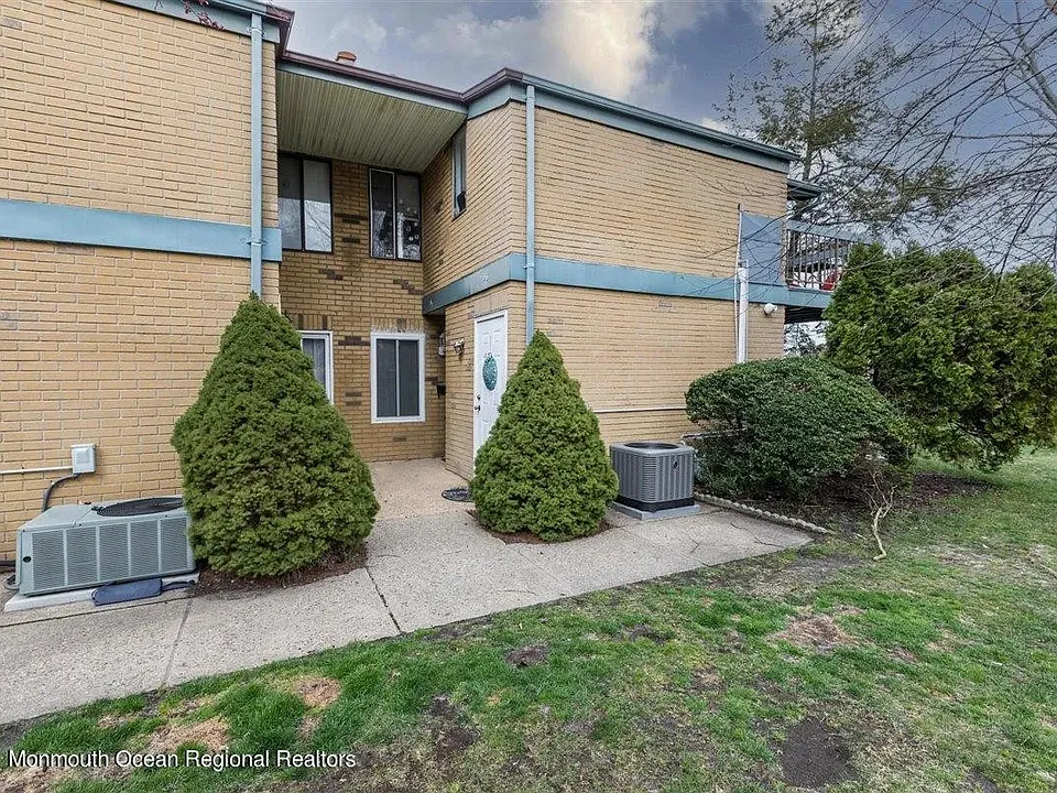 54 Northrup Dr #1