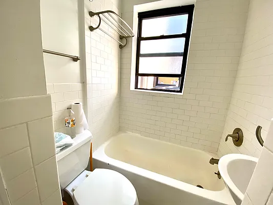 Rented by Corcoran | media 17