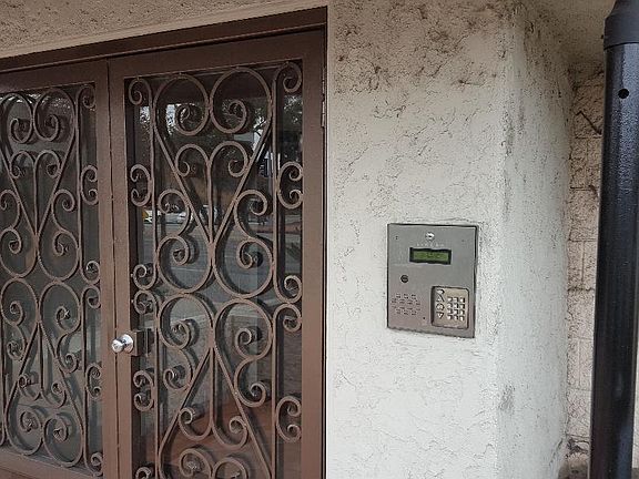2nd image of 4634 Woodman Ave APT 302