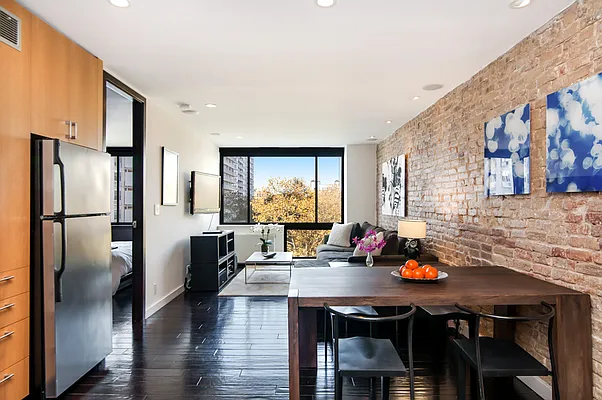 Sold by Compass | media 2