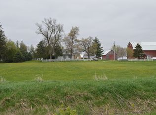 5517 E Gresham Rd, Dunkerton, IA 50626