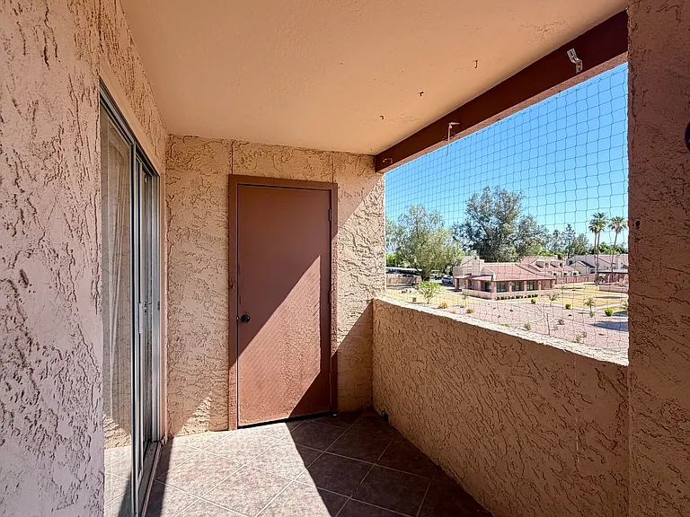540 N May St #3106 — Photo 19