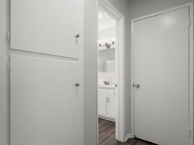 814 Victor Ave #14A — Photo 13