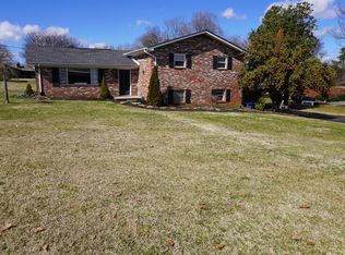 942 Mildred Dr, Alcoa, TN 37701