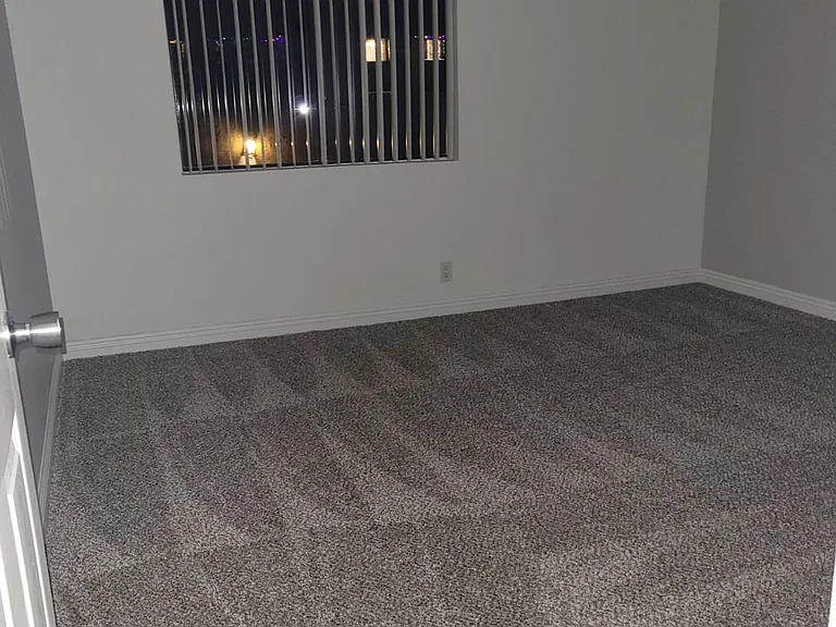 073 - Canyon Crest Hills Apartments — Photo 5