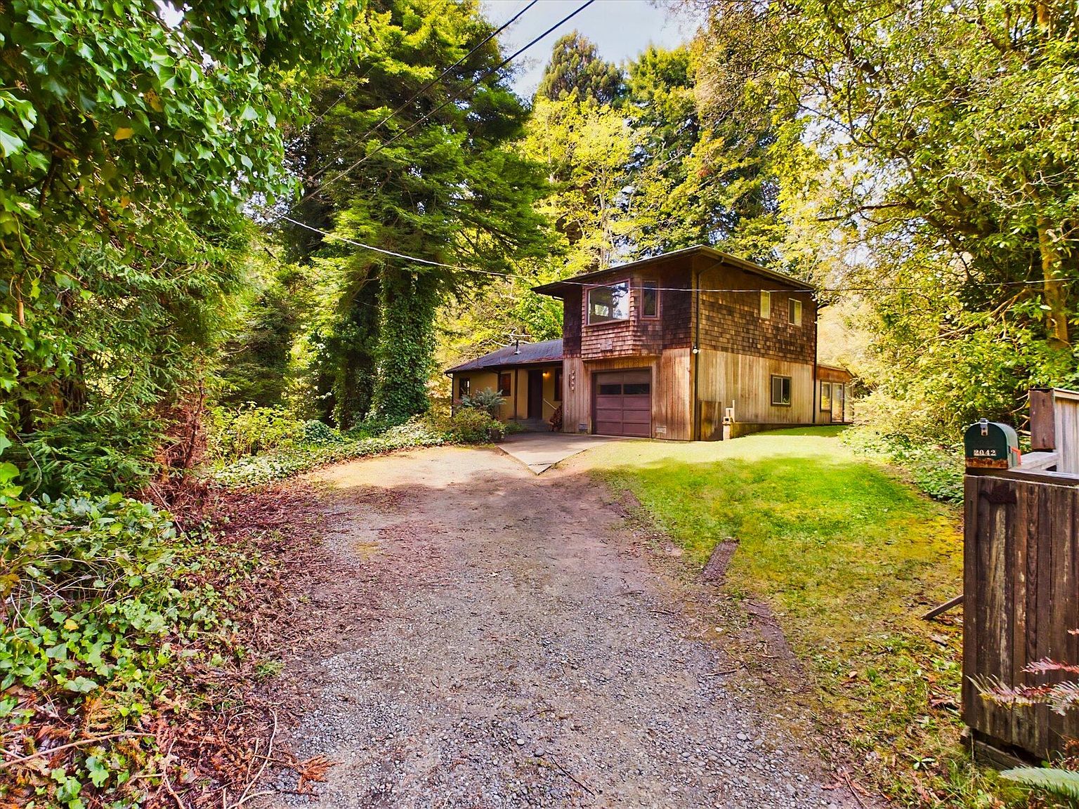 2042 P St, Eureka, CA 95501 Zillow
