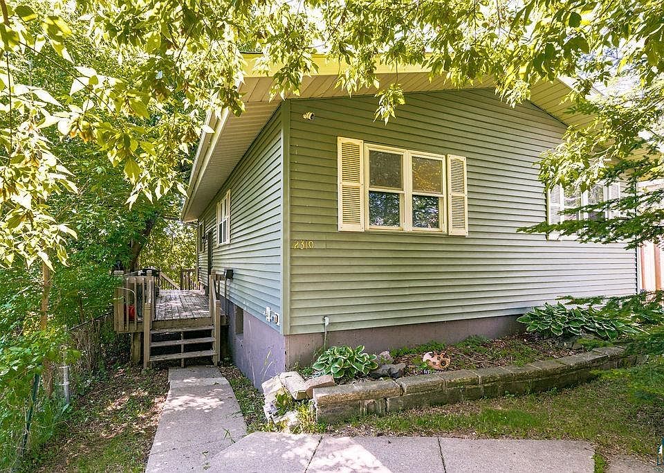 1st image of 2310 W 7th St