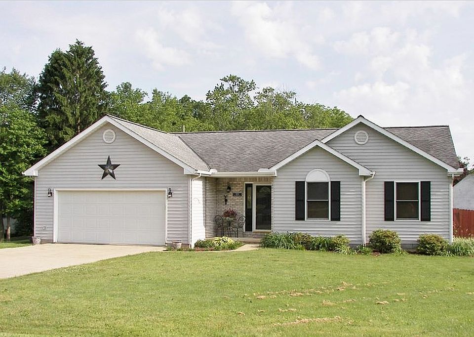 1st image of 1321 Hillcrest Dr