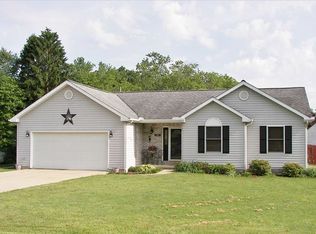 1321 Hillcrest Dr, Lexington, OH 44904