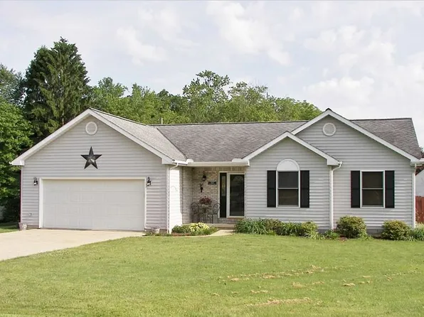 1321 Hillcrest Dr, Lexington, OH 44904
