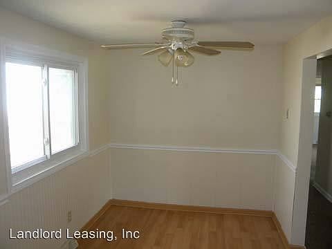 4th image of 2351 Ashland Ave