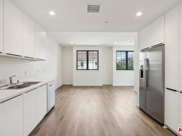 951 S Wilton Pl #201, Los Angeles, CA 90019