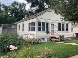 3615 N 52nd St, Omaha, NE 68104