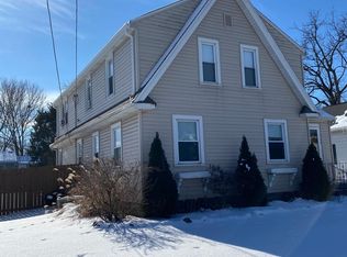 715 E Clark St, Crown Point, IN 46307