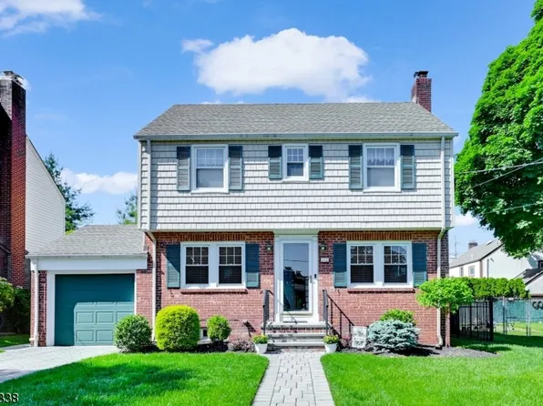 212 Columbus Ave, Hasbrouck Heights Boro, NJ 07604